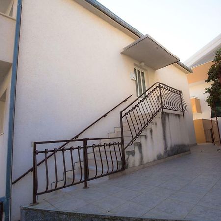 Dagulo Apartamento Primošten Exterior foto